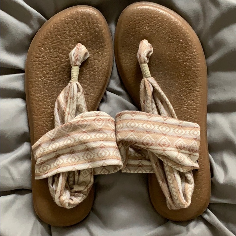 Flip flop sandals